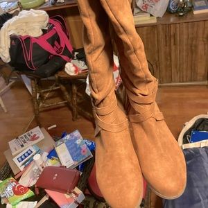 Womens boots